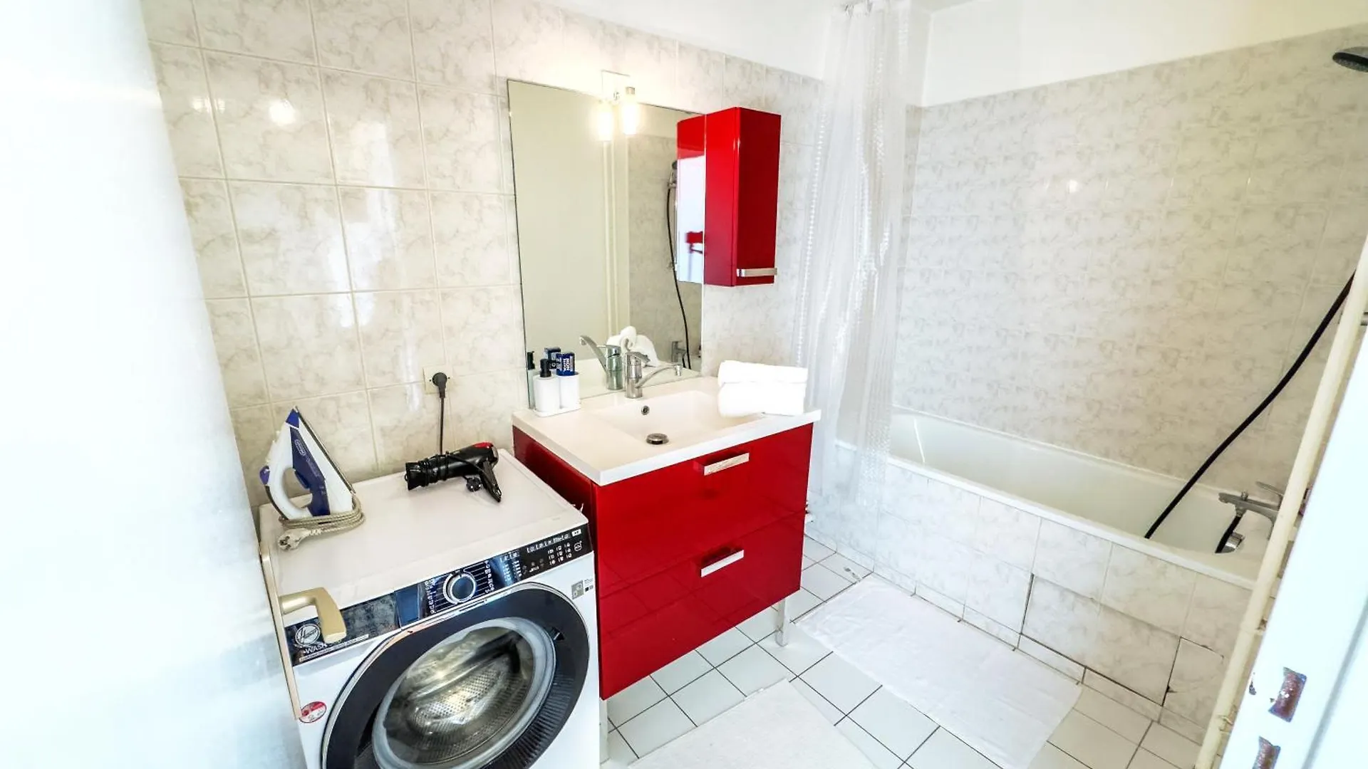 Appartement Confortable Et Lumineux Dans Paris - Coozyhaven France